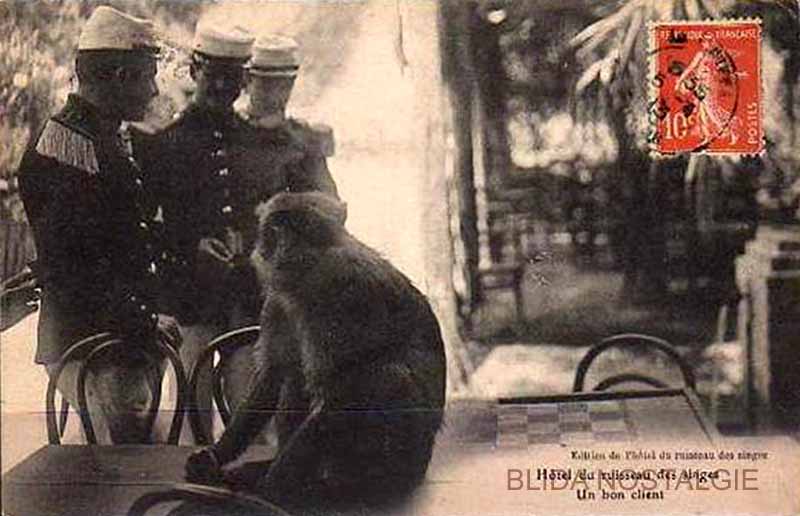 Militaires au Ruisseau des Singes.jpg